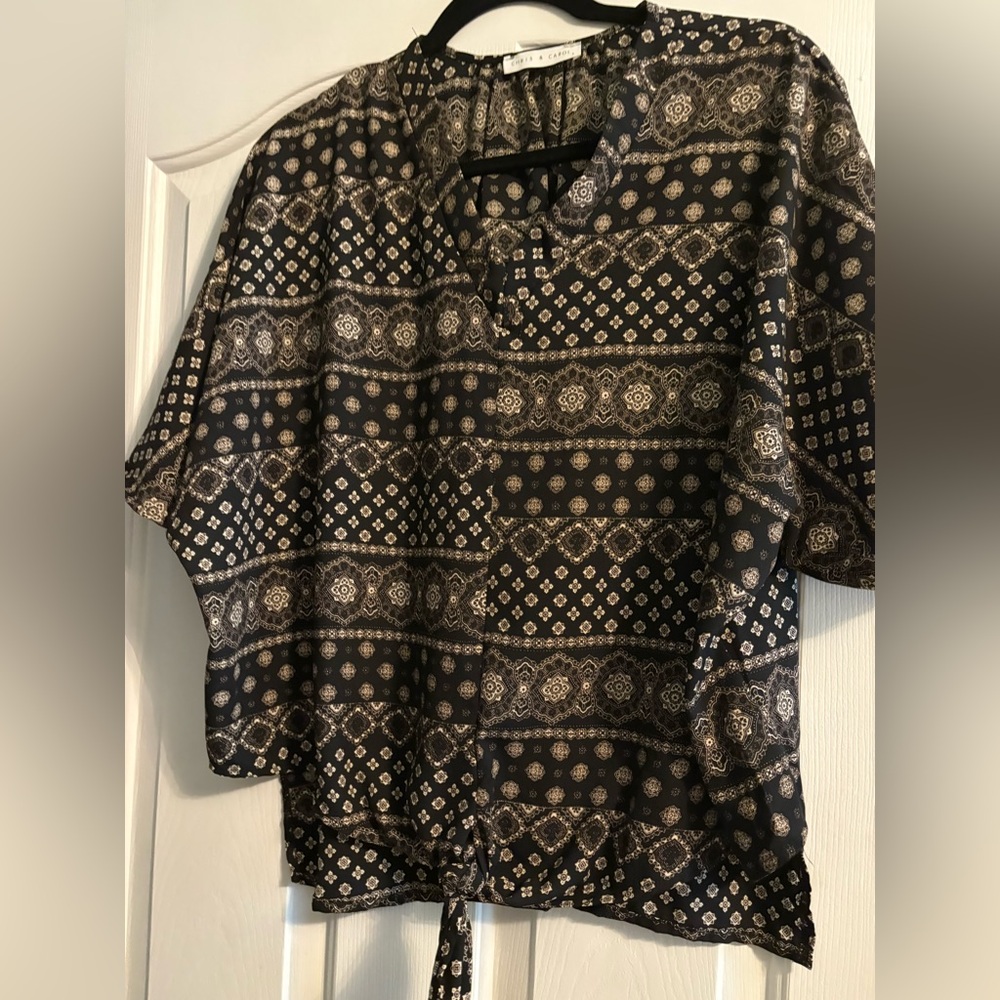 GUC Chris and Carol top size small oversized some